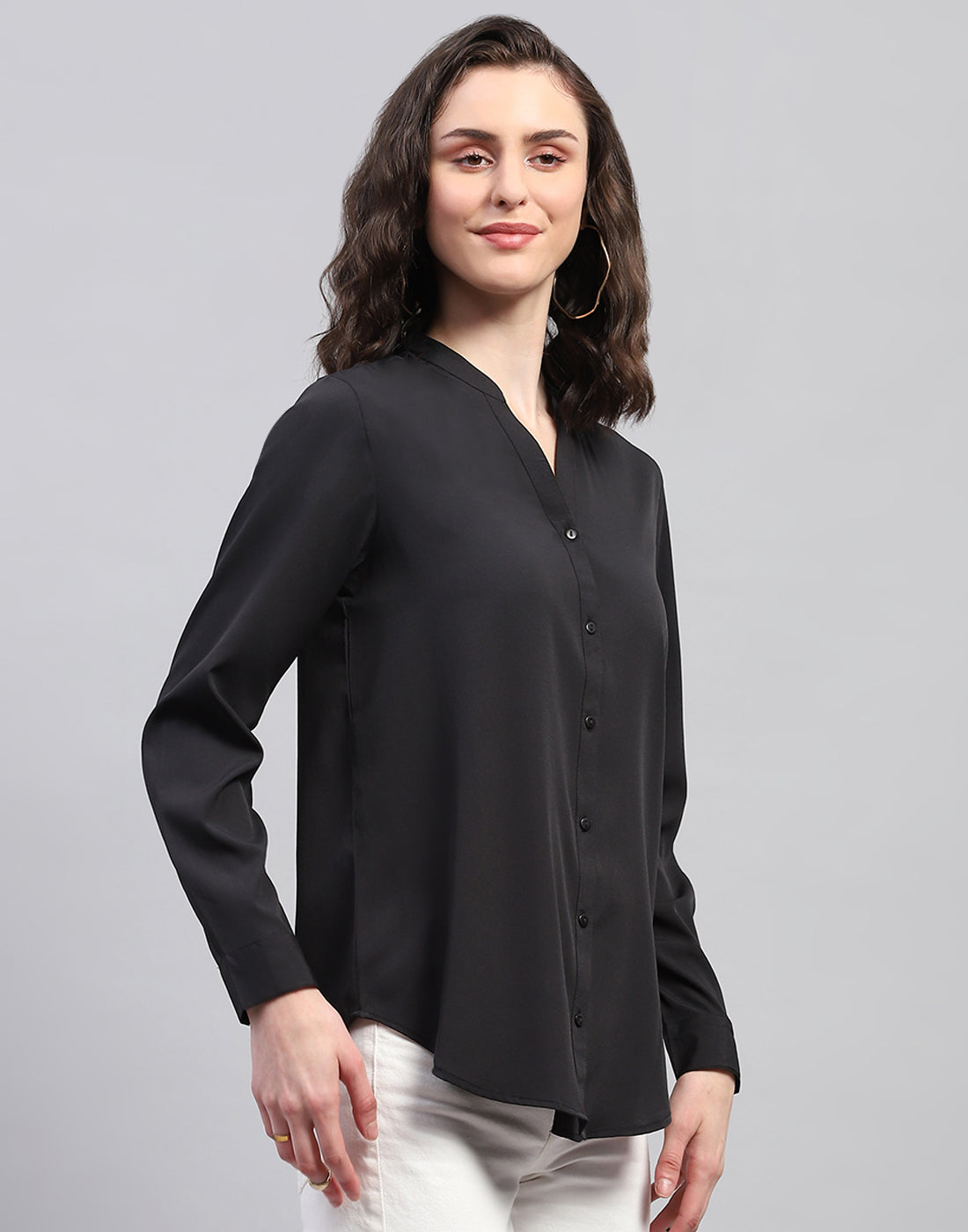 Women Black Solid Mandarin Collar Full Sleeve Top