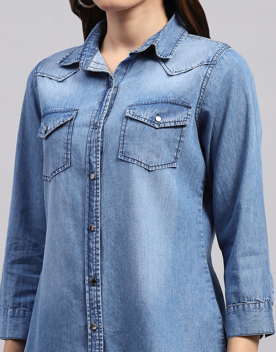 Women Blue Solid Collar Neck Top