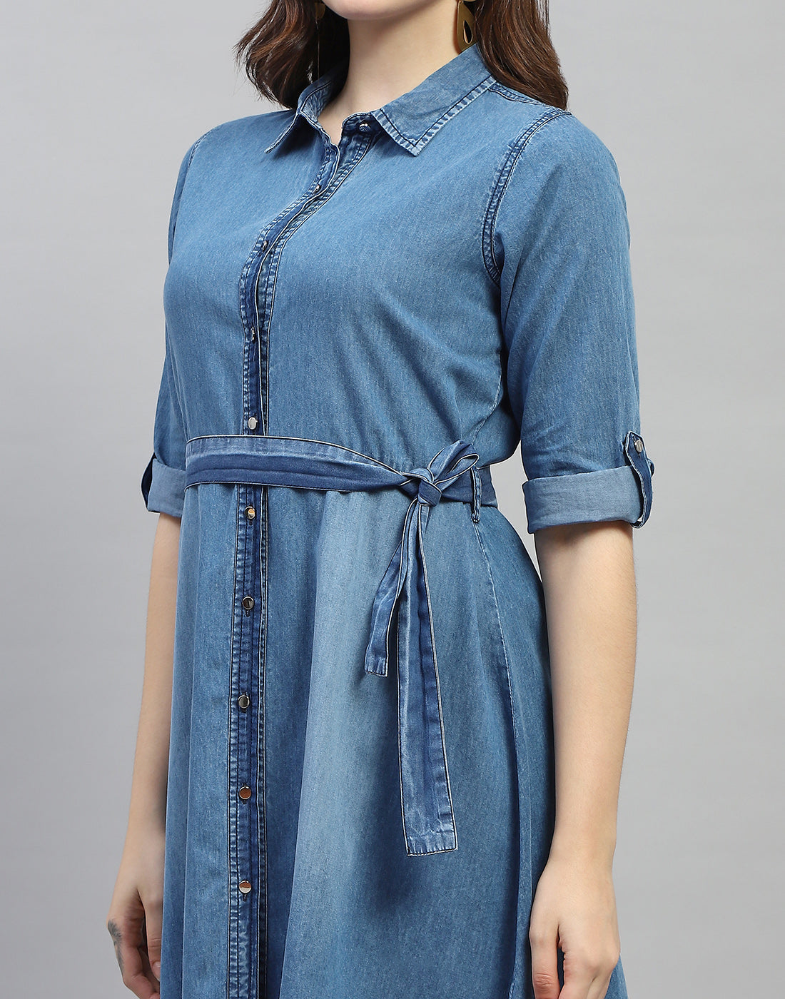 Women Blue Solid Collar Neck 3/4 Sleeve Dress