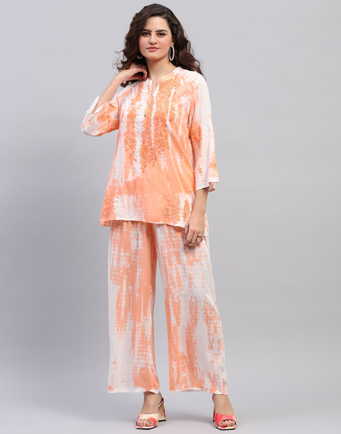 Women Peach Embroidered Mandarin collar 3/4 Sleeve Cords Set