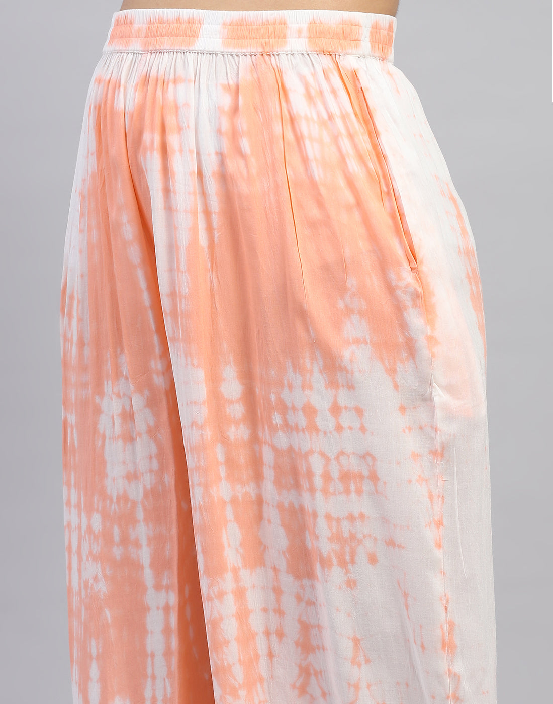 Women Peach Embroidered Mandarin collar 3/4 Sleeve Cords Set