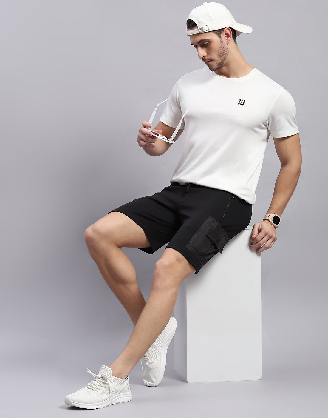 Men Black Solid Regular Fit Bermuda