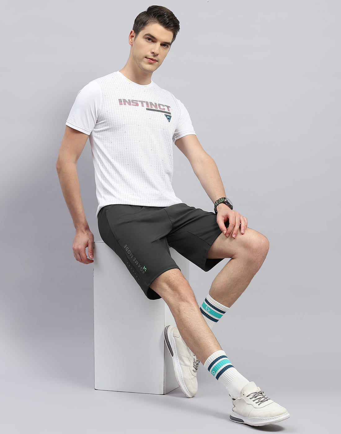 Men Green Solid Regular Fit Bermuda