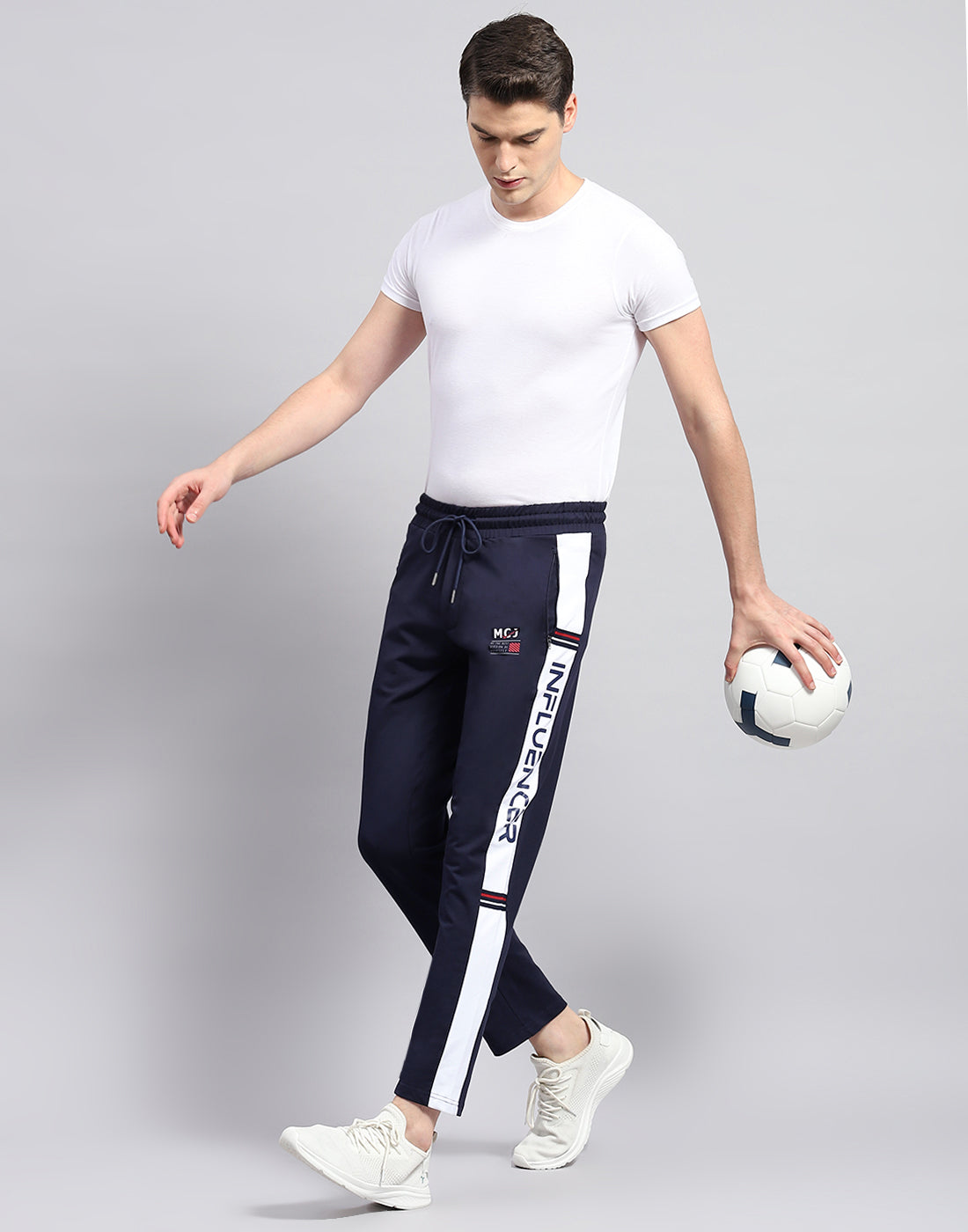 Men Navy Blue Solid Regular Fit Lower