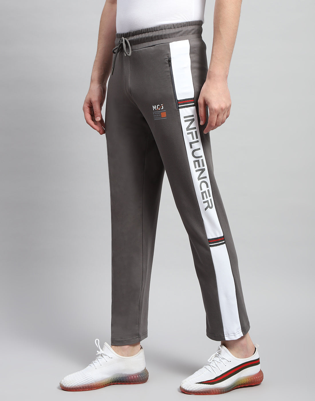 Men Dark Grey Solid Regular Fit Lower