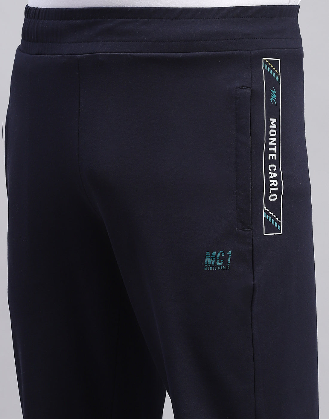 Men Navy Blue Solid Regular Fit Lower