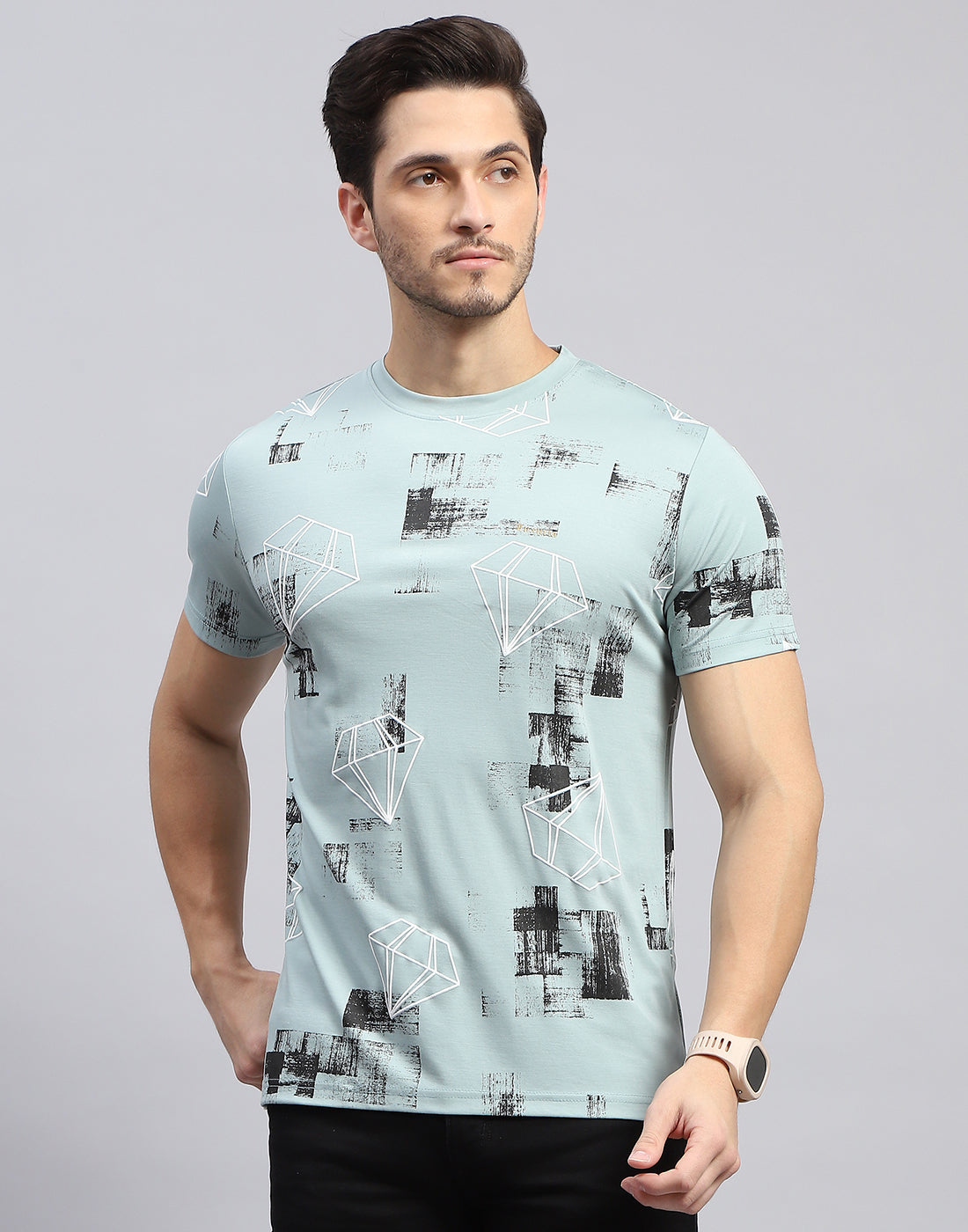 Buy Men Sky Blue Printed Round Neck Half Sleeve T-Shirt Online in