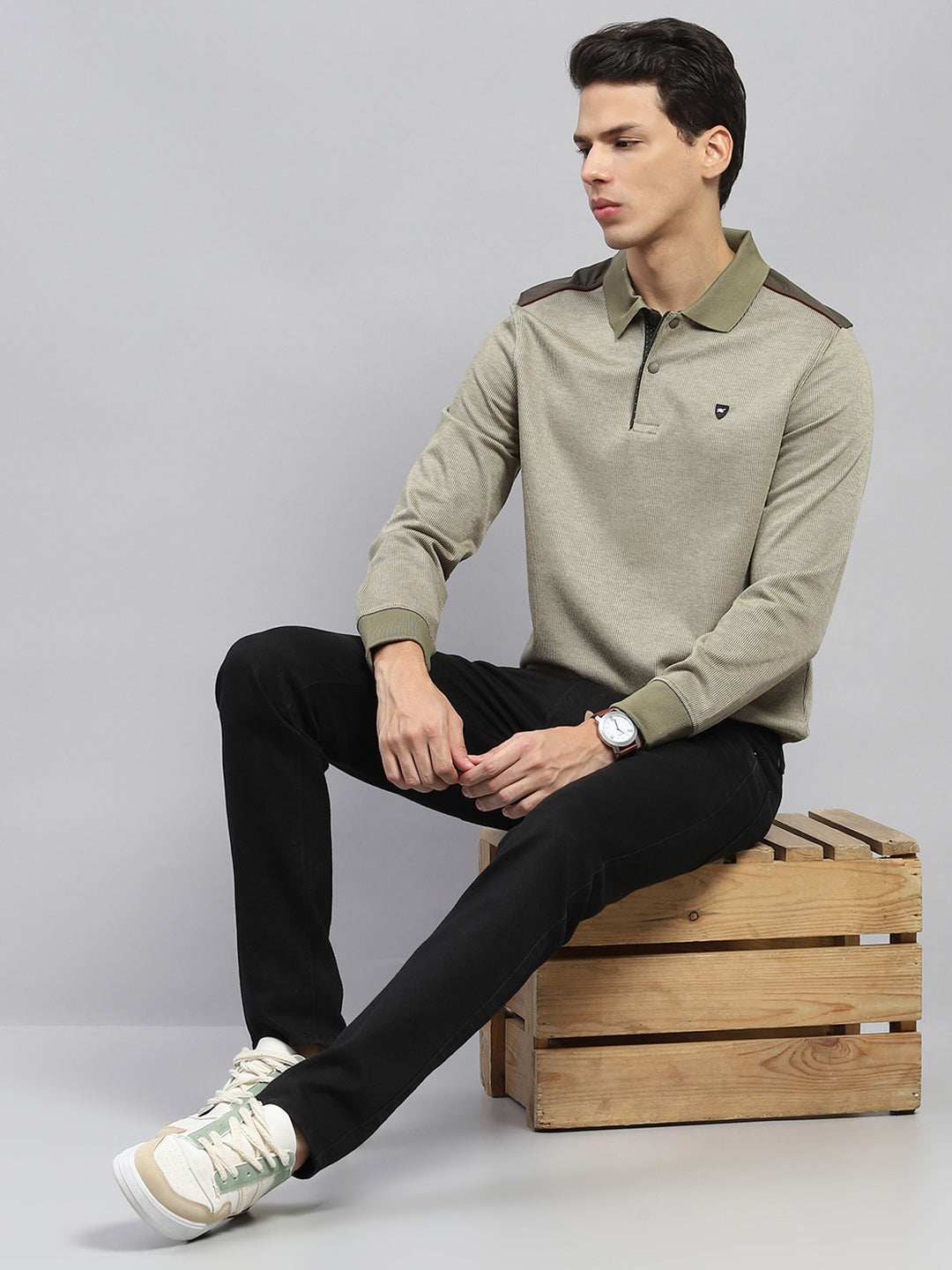 Luxuria Men Olive Solid Collar Full Sleeve Winter T-Shirt