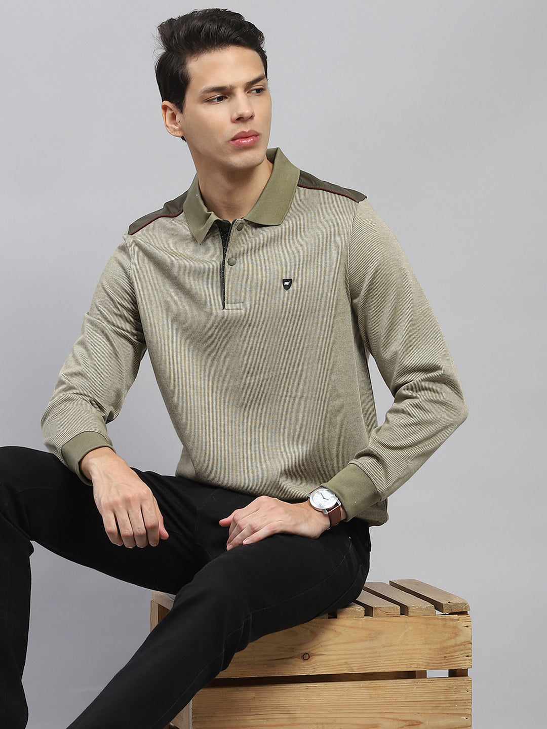 Luxuria Men Olive Solid Collar Full Sleeve Winter T-Shirt