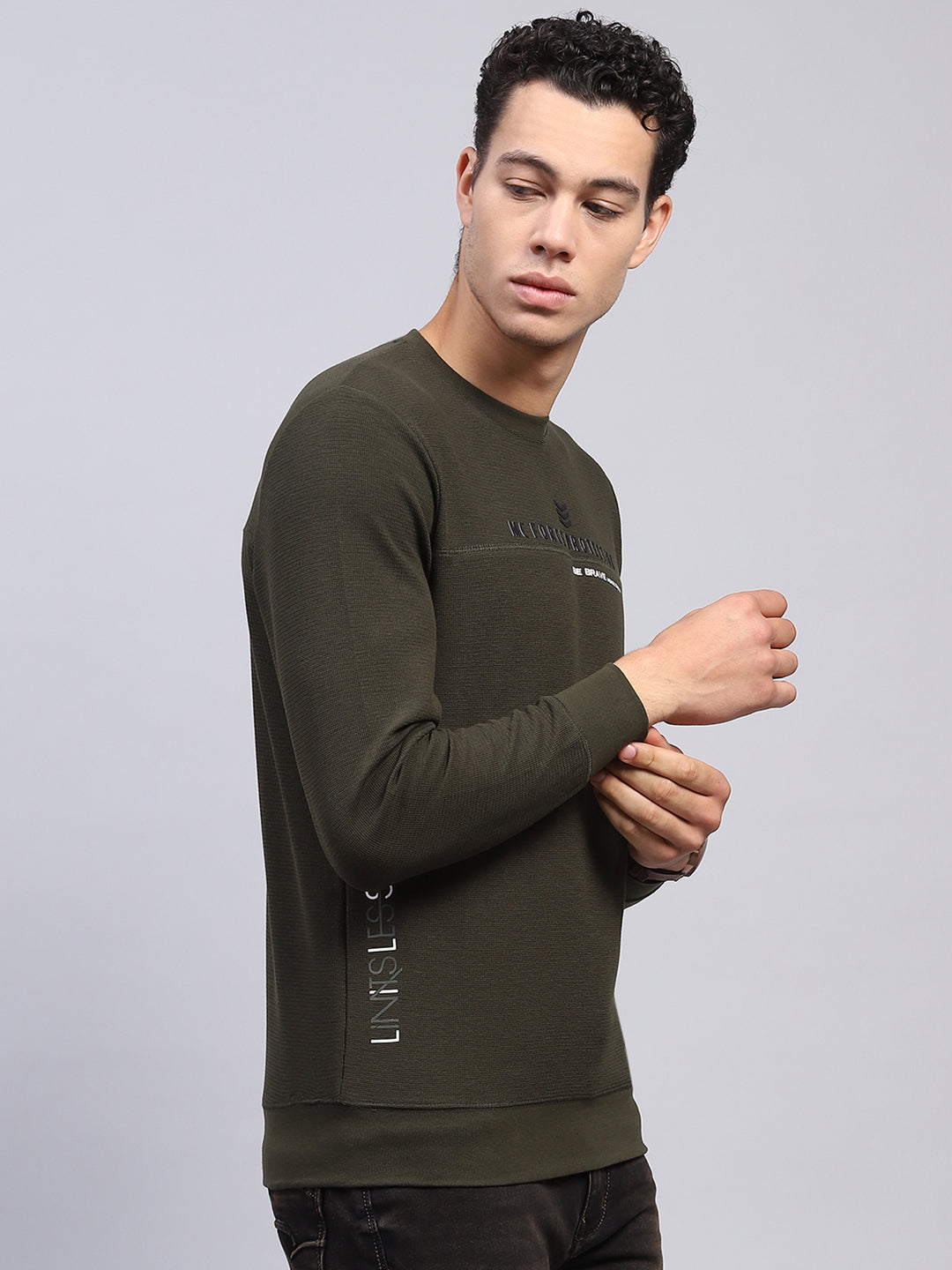 Men Olive Printed Round Neck Full Sleeve Winter T-Shirt