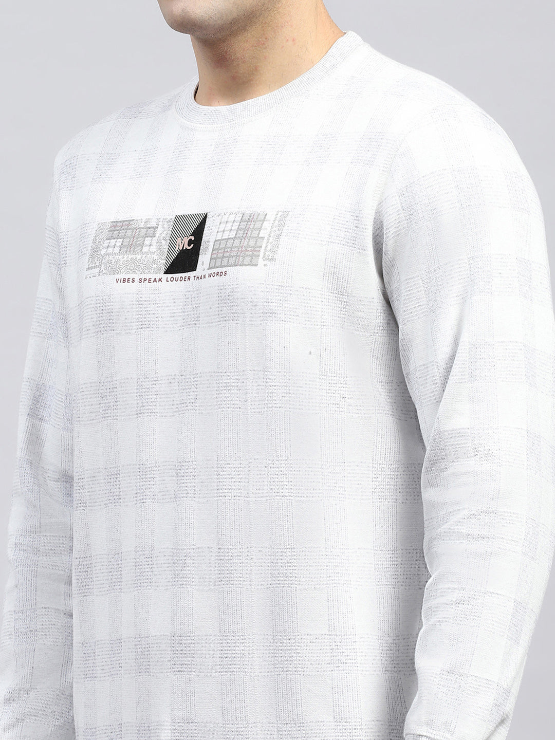 Men Off White Printed Round Neck Full Sleeve Winter T-Shirt