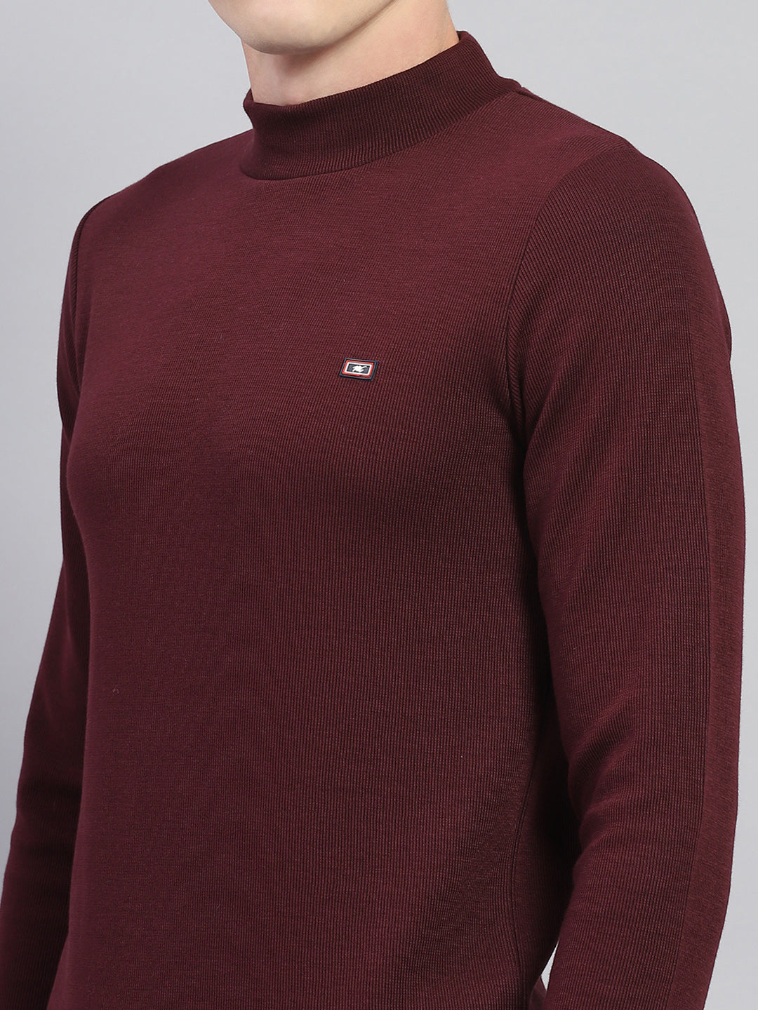 Men Maroon Solid Turtle Neck Full Sleeve Winter T-Shirt