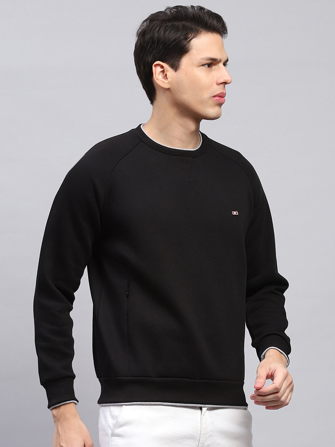 Men Black Solid Round Neck Full Sleeve Sweatshirt