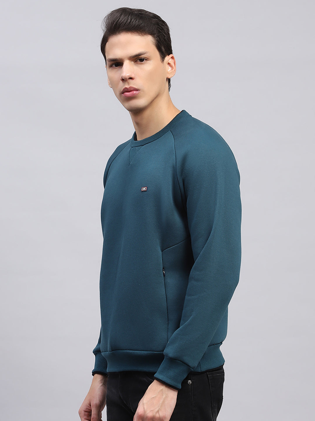 Men Teal Blue Solid Round Neck Full Sleeve Sweatshirt
