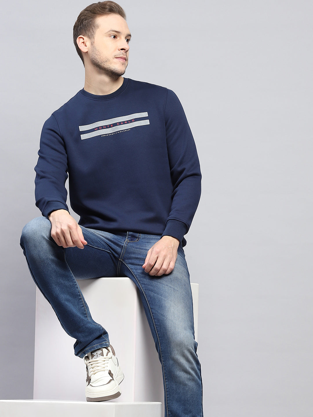 Men Navy Blue Printed Round Neck Full Sleeve Sweatshirt