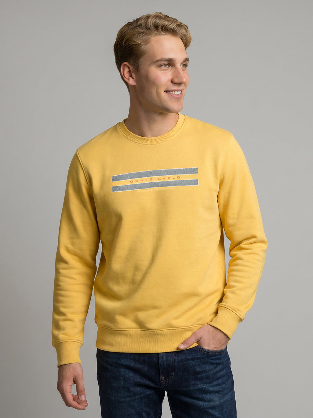 Men Yellow Solid Round Neck Full Sleeve Sweatshirt