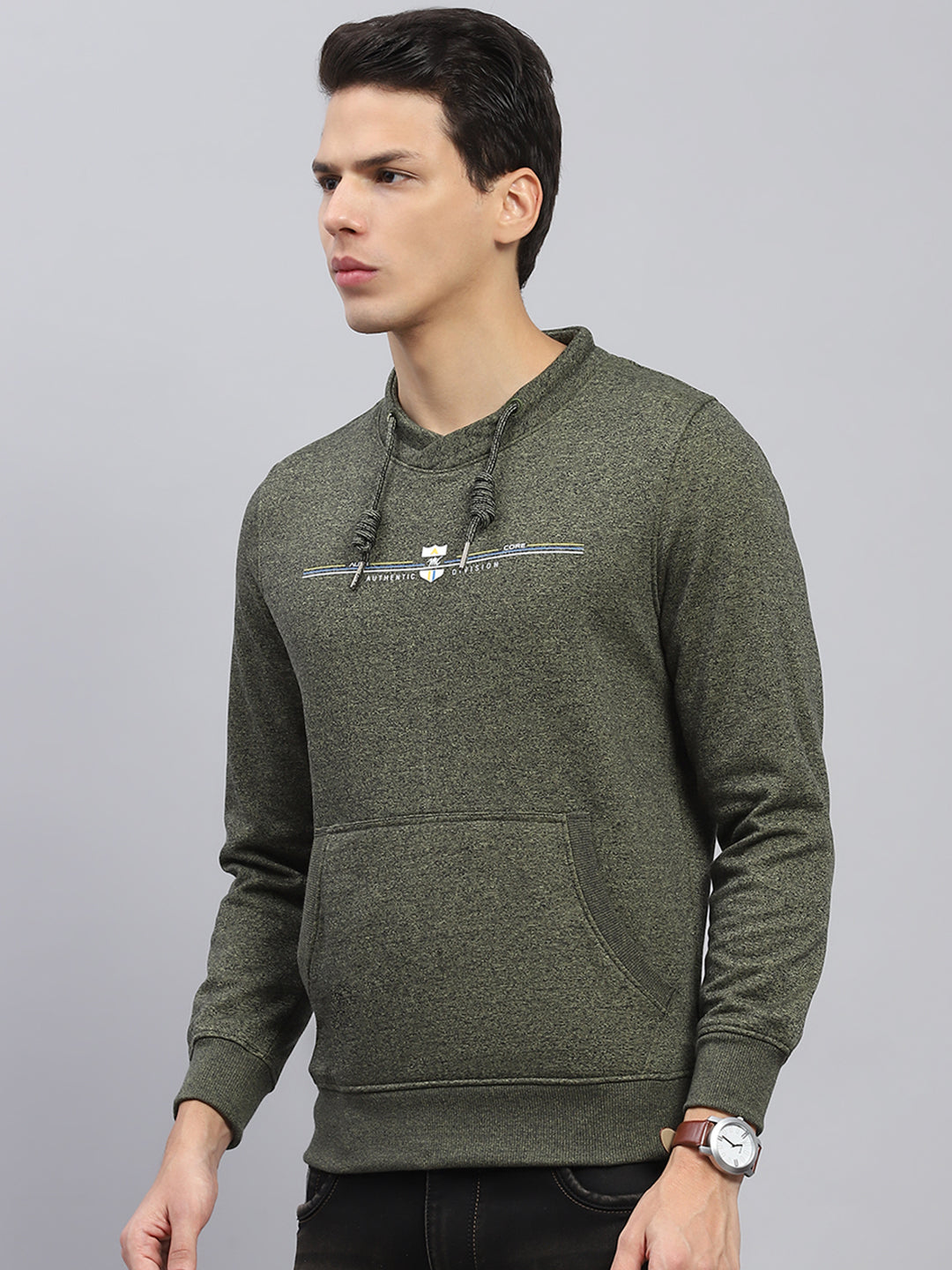 Men Green Solid Round Neck Full Sleeve Sweatshirt