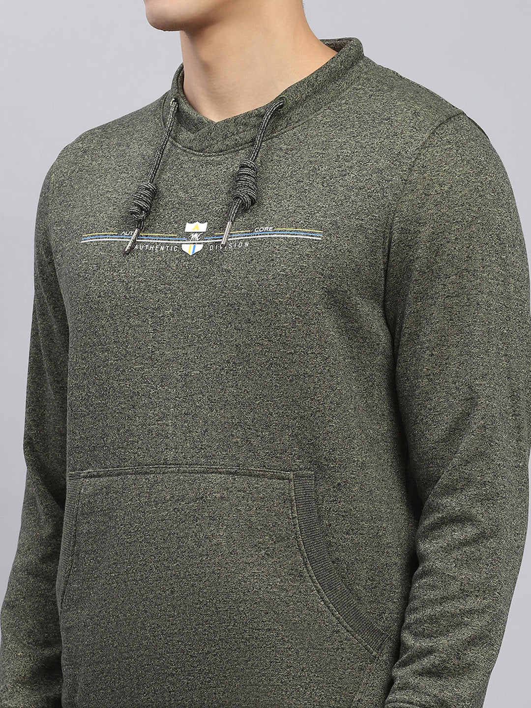 Men Green Solid Round Neck Full Sleeve Sweatshirt