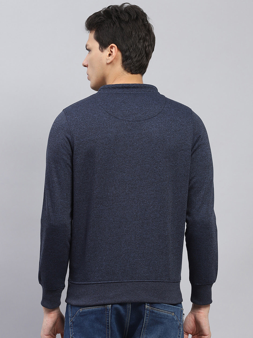 Men Navy Blue Solid Round Neck Full Sleeve Sweatshirt