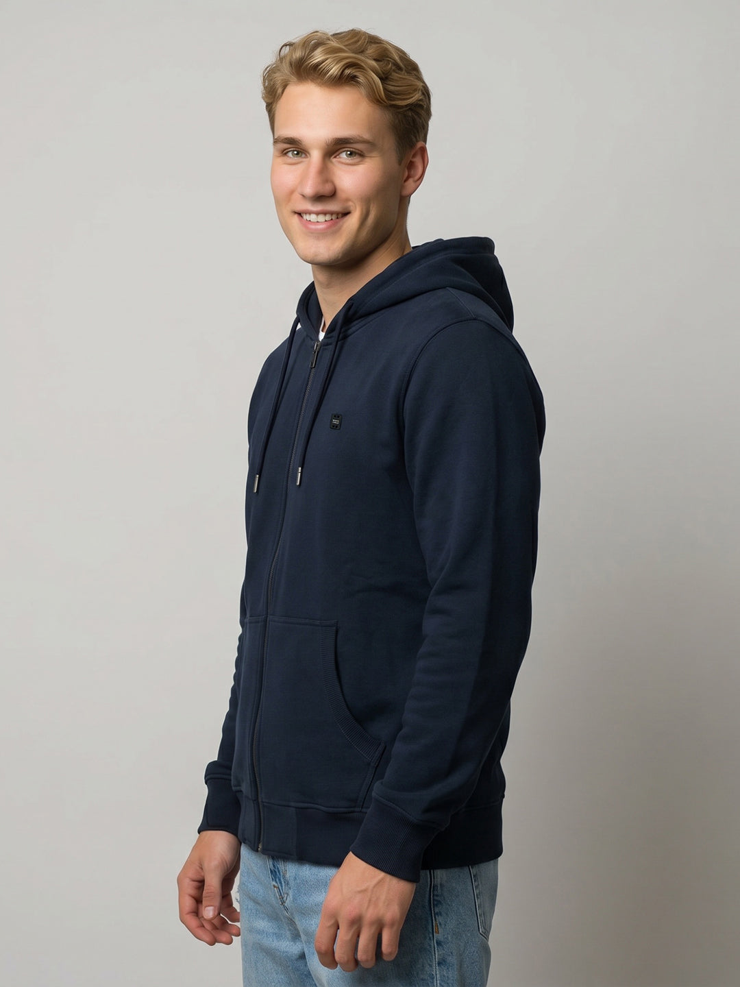 Men Navy Blue Solid Hooded Full Sleeve Sweatshirt