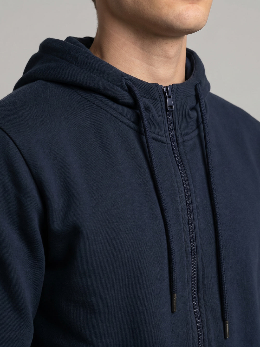 Men Navy Blue Solid Hooded Full Sleeve Sweatshirt