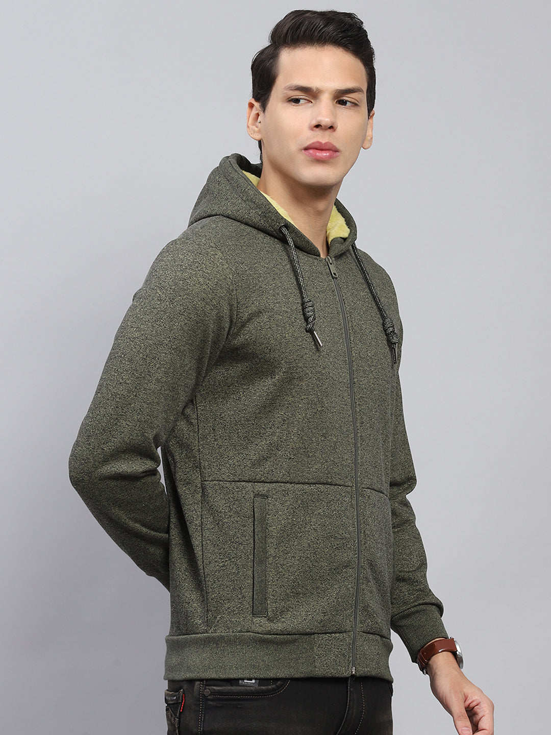 Men Green Solid Hooded Full Sleeve Sweatshirt