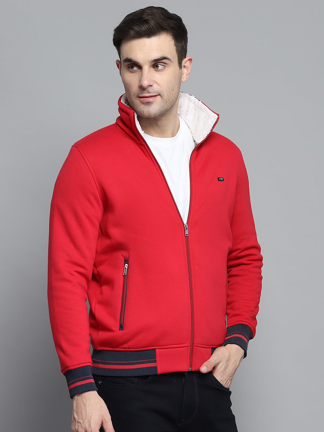 Men Red Solid Collar Full Sleeve Sweatshirt