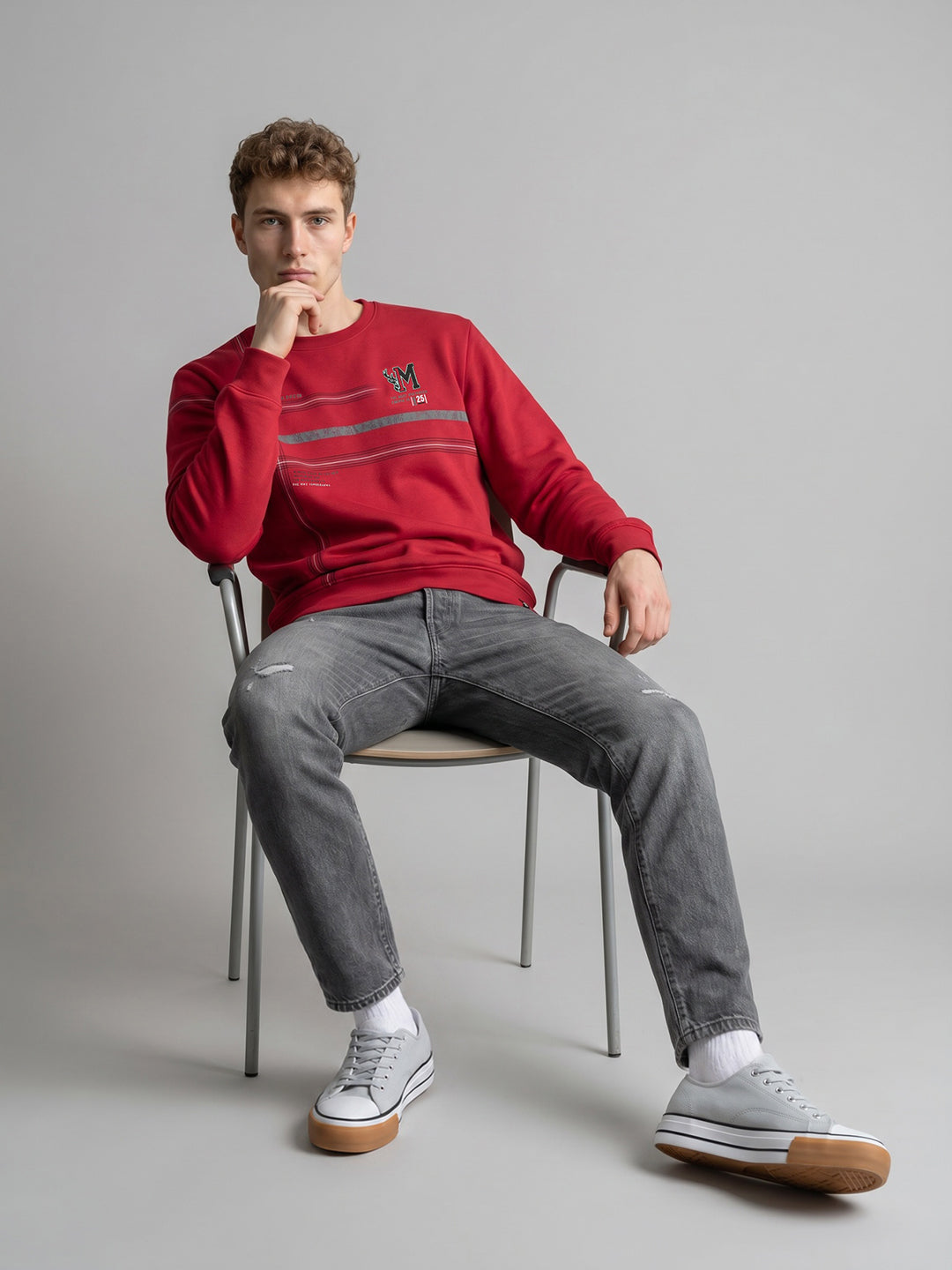 Men Red Printed Round Neck Full Sleeve Sweatshirt