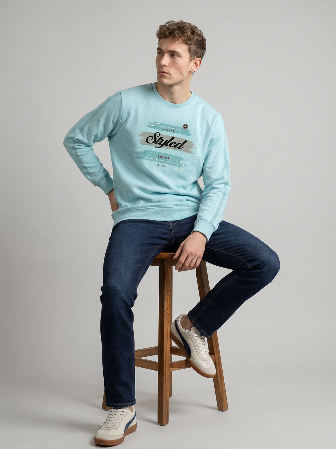 Men Sky Blue Printed Round Neck Full Sleeve Sweatshirt