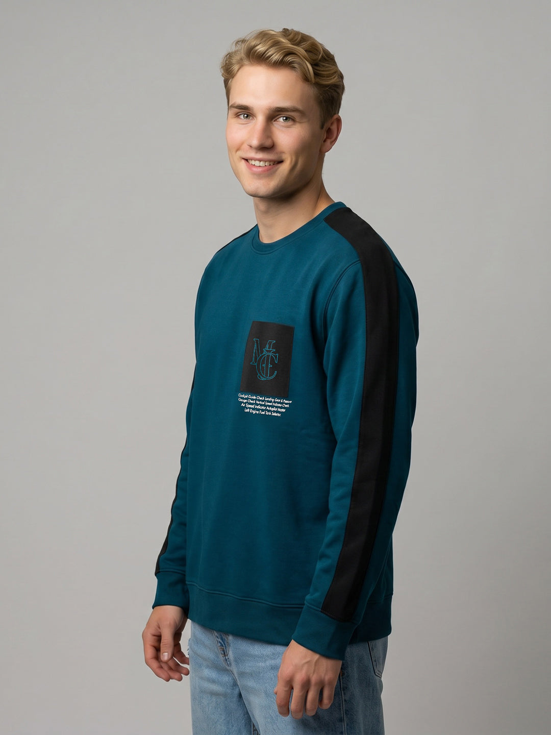 Men Blue Printed Round Neck Full Sleeve Sweatshirt