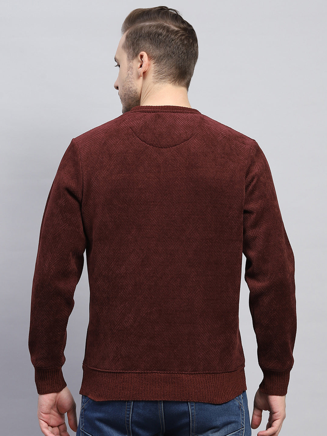 Men Rust Solid Round Neck Full Sleeve Sweatshirt