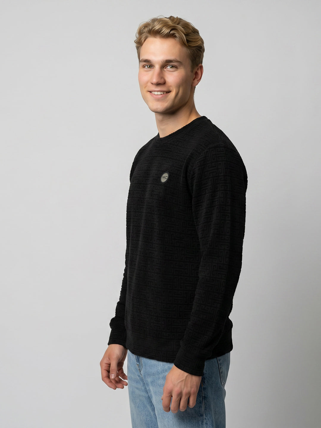Men Black Printed Round Neck Full Sleeve Sweatshirt