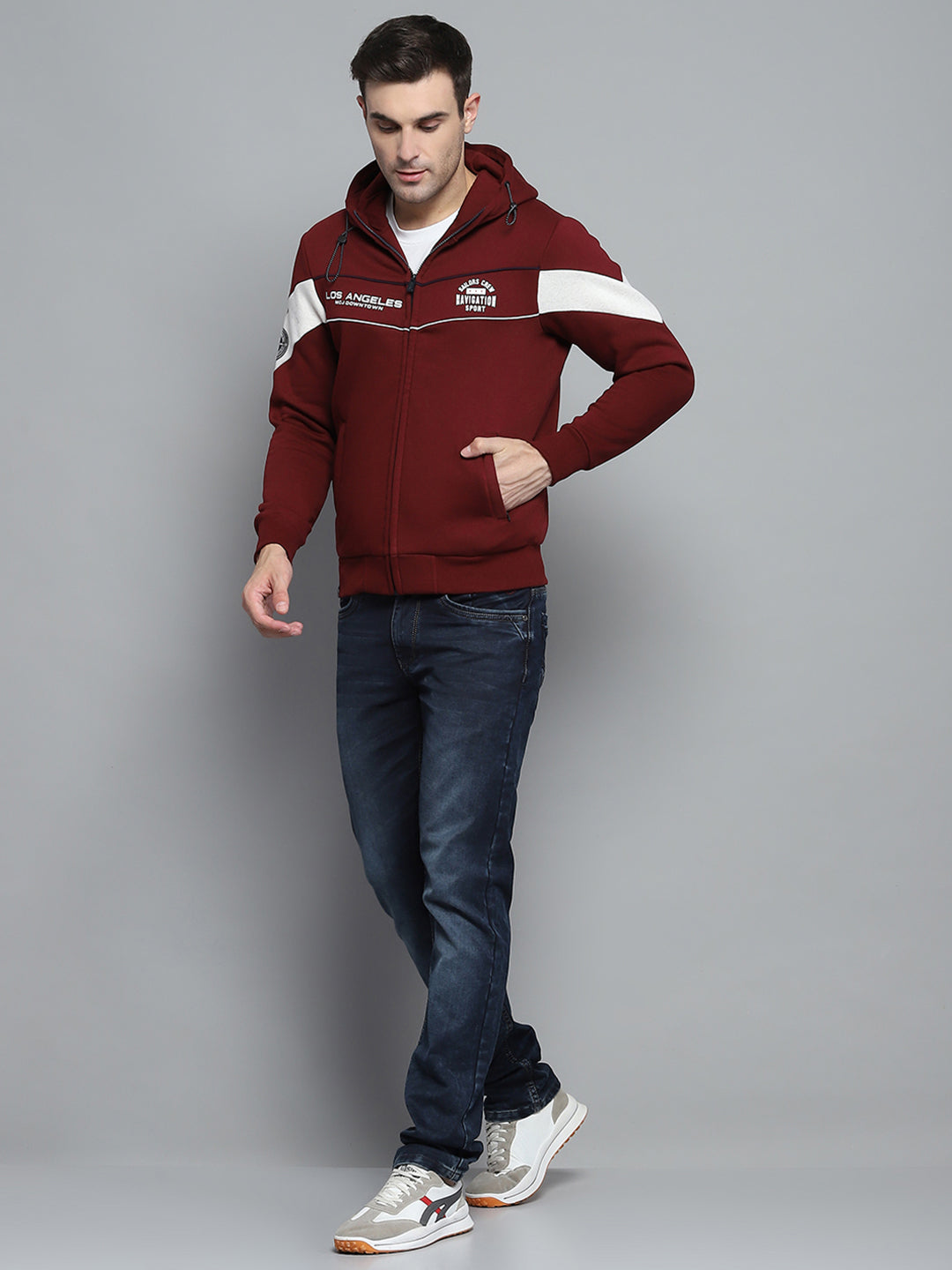 Men Maroon Printed Hooded Full Sleeve Sweatshirt