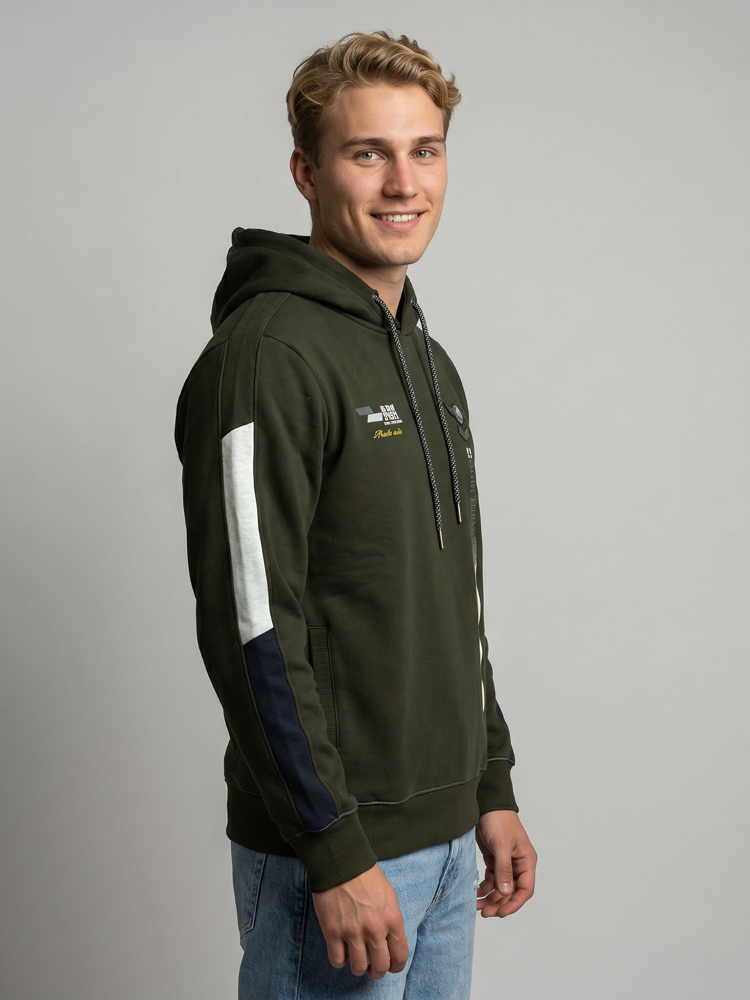 Men Olive Solid Hooded Full Sleeve Sweatshirt