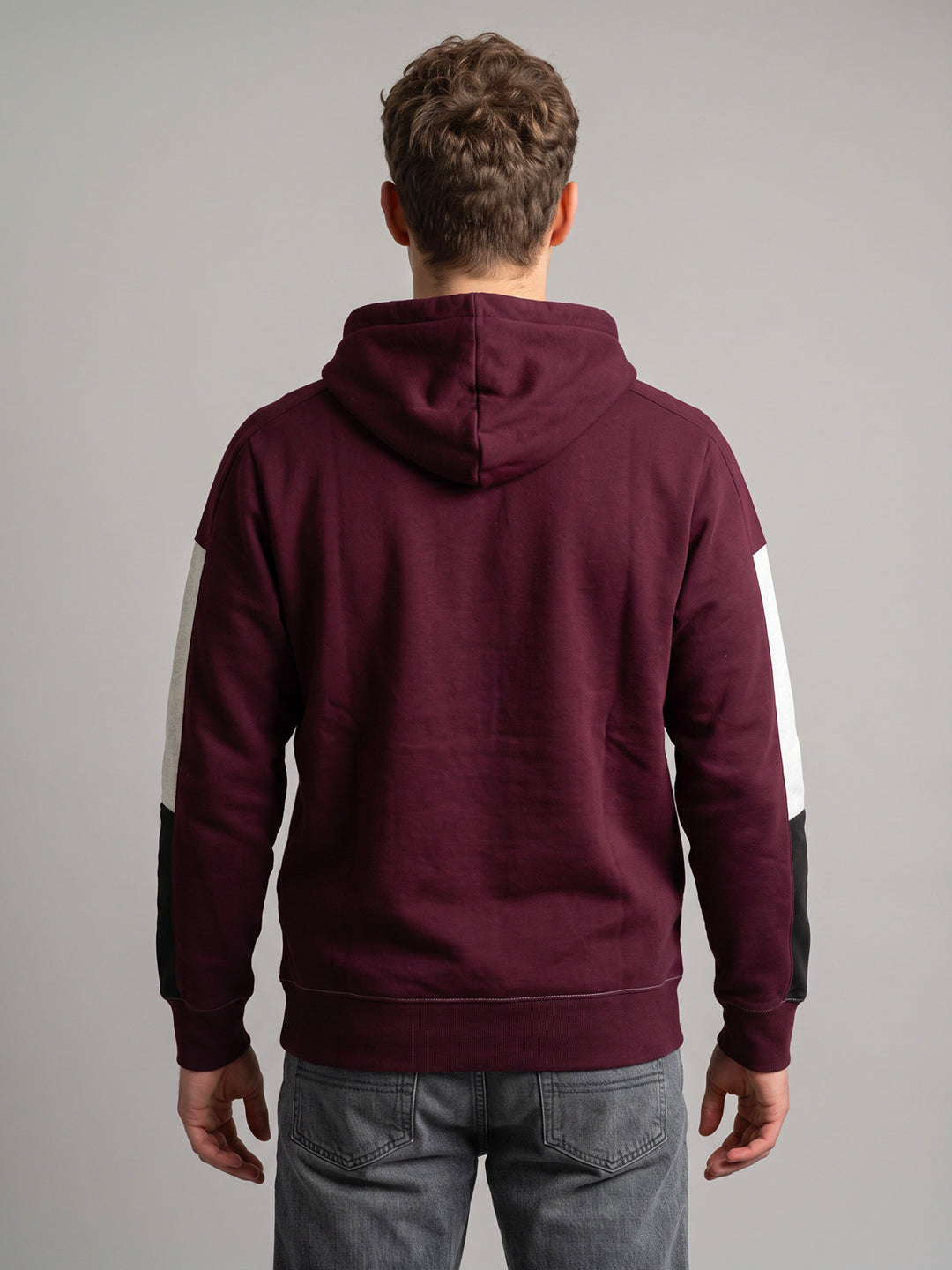 Men Maroon Solid Hooded Full Sleeve Sweatshirt