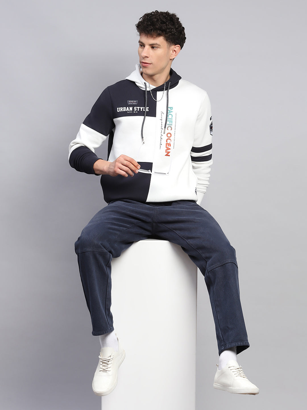 Men White Printed Hooded Full Sleeve Sweatshirt