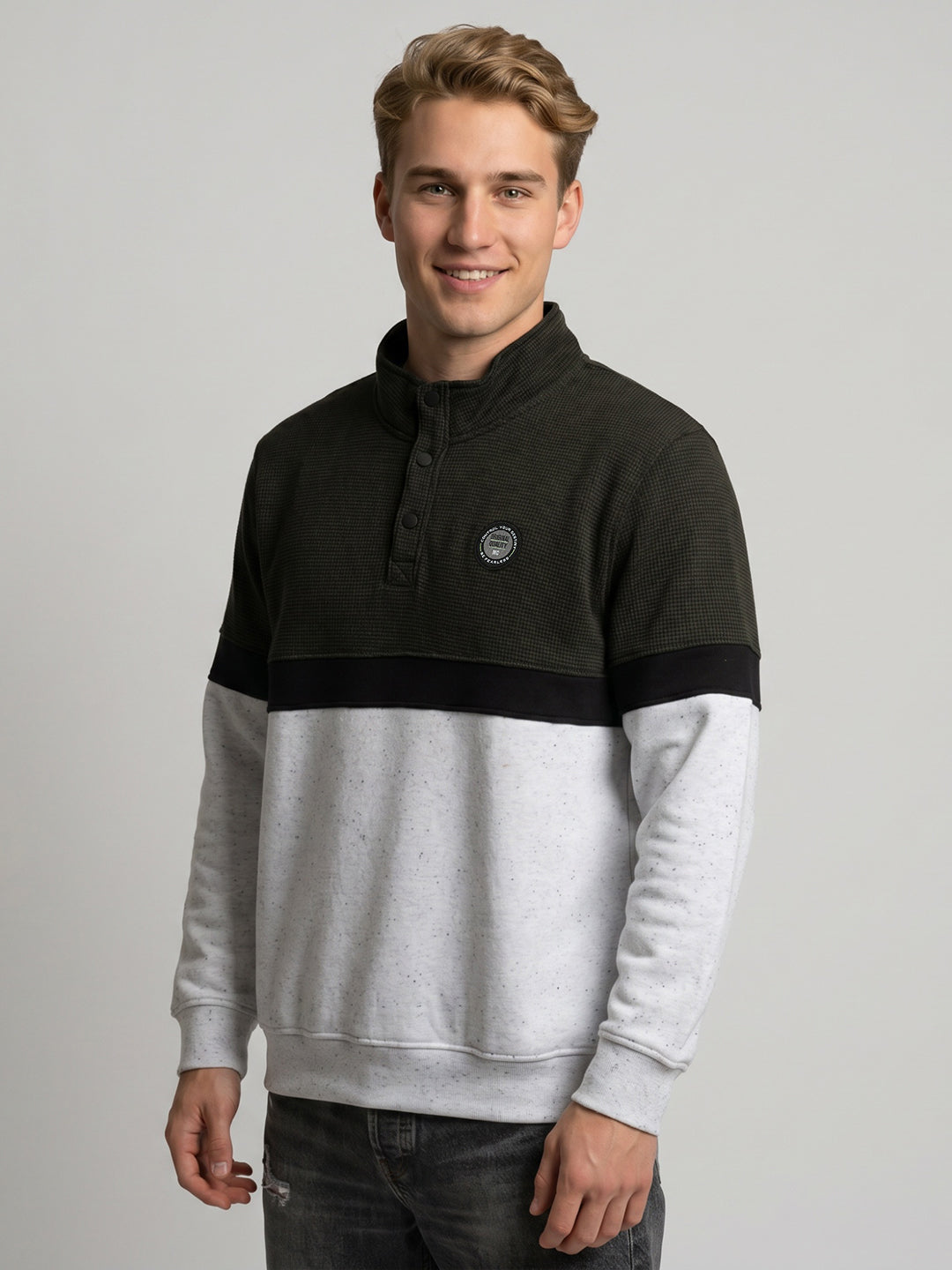 Men Olive Self Design Turtle Neck Full Sleeve Sweatshirt