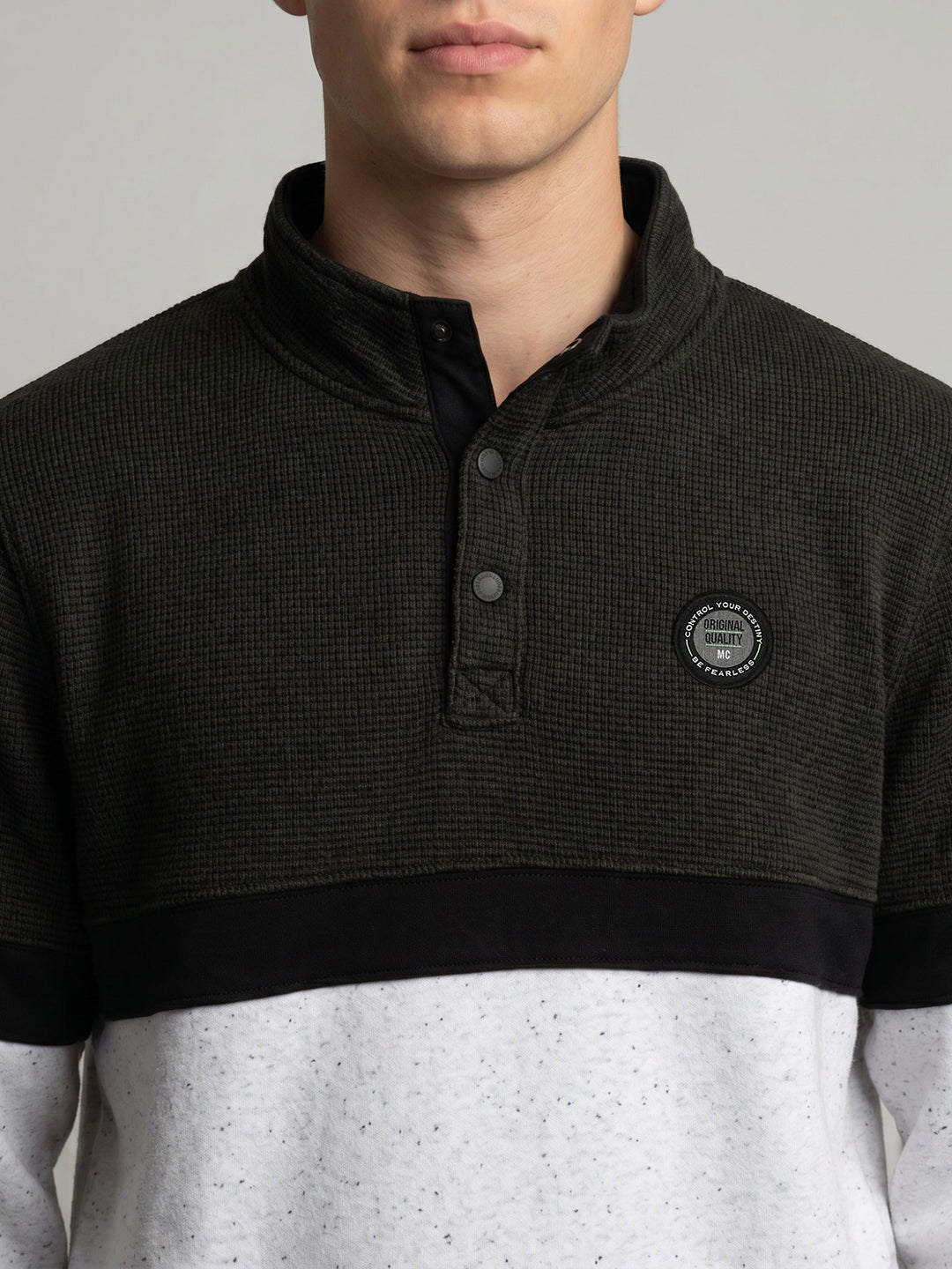 Men Olive Self Design Turtle Neck Full Sleeve Sweatshirt