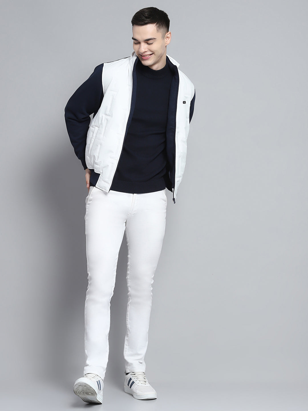 Men Navy Blue & White Solid Detachable Hood Full Sleeve Sweatshirt