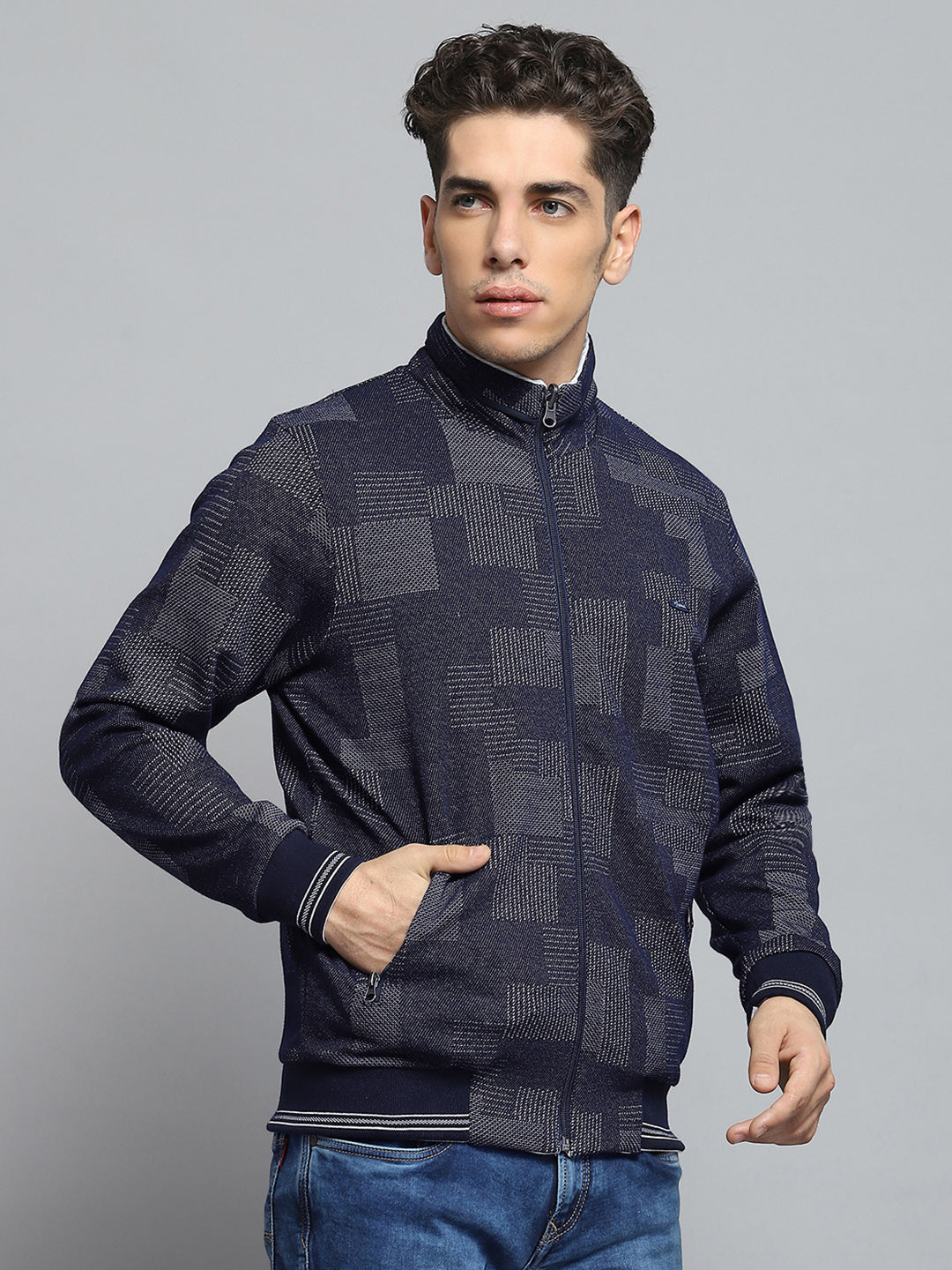Men Off White Printed Mock Neck Full Sleeve Knitted Reversible Jacket