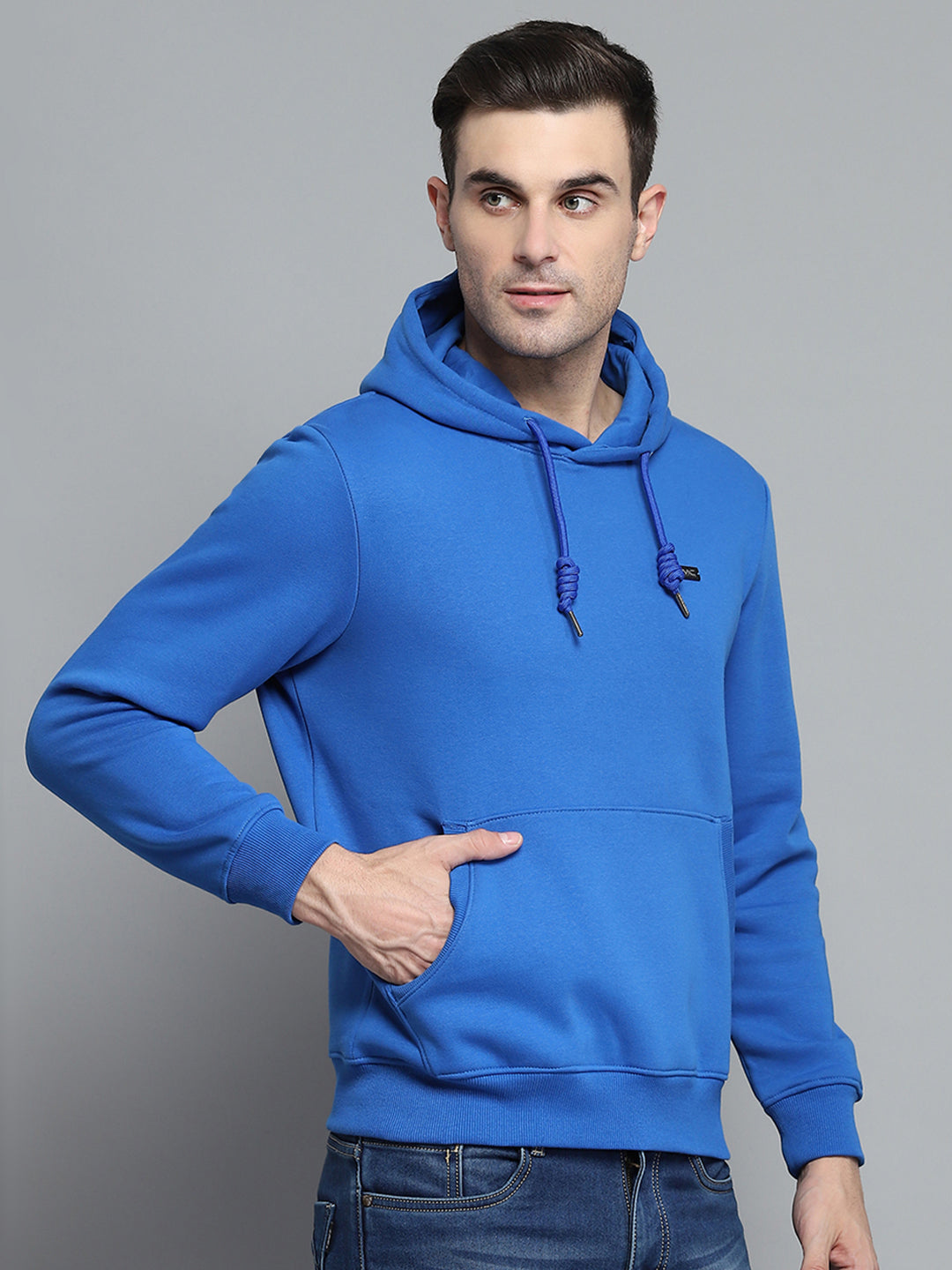 Men Royal Blue Solid Hooded Full Sleeve Sweatshirt