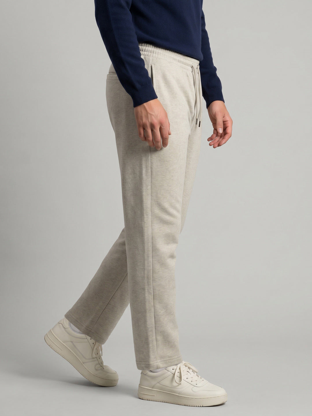 Men Beige Solid Regular Fit Winter Lower