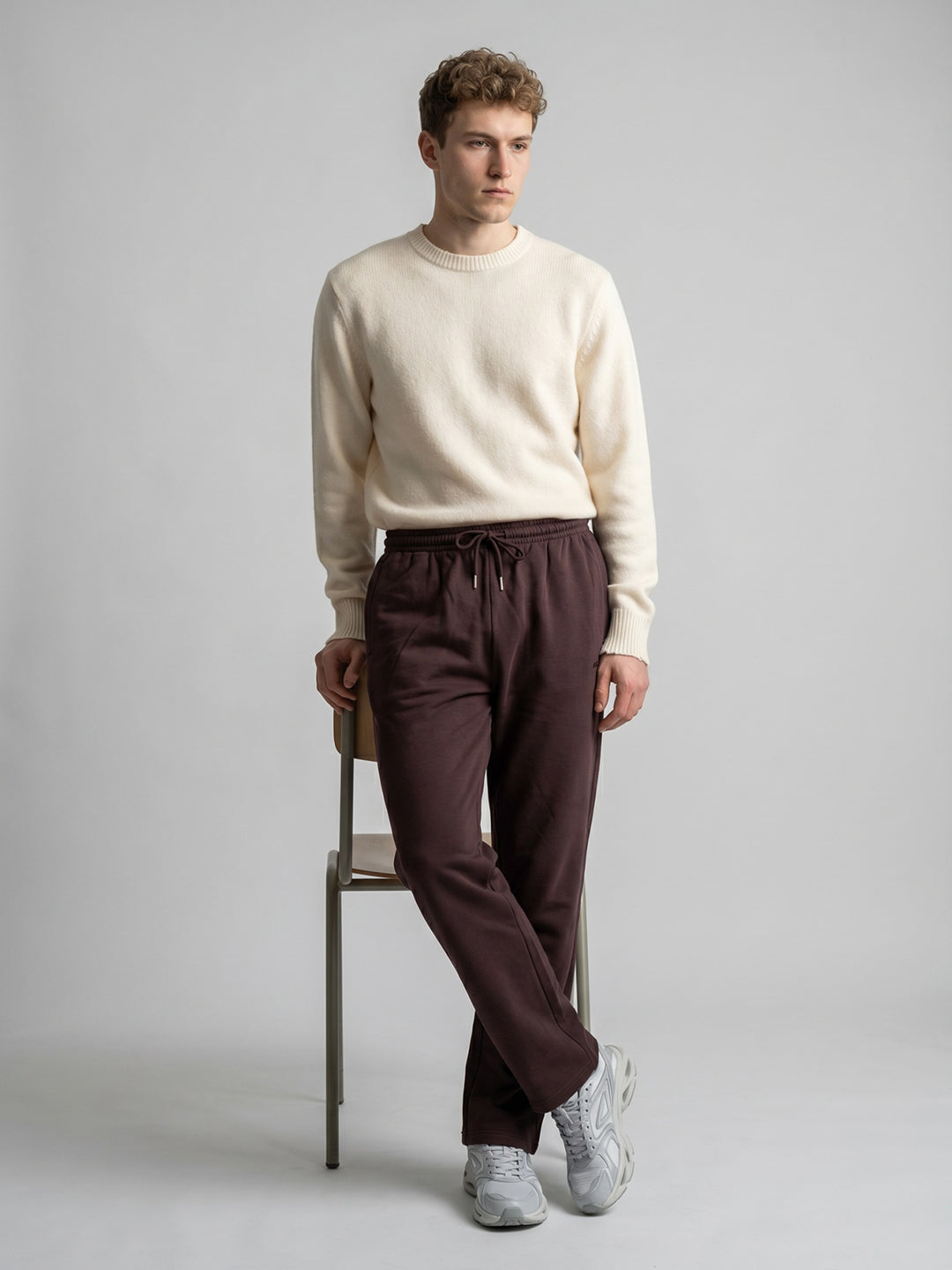 Men Maroon Solid Regular Fit Lower