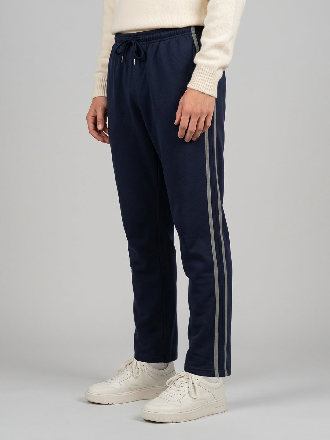 Men Blue Solid Regular Fit Winter Lower