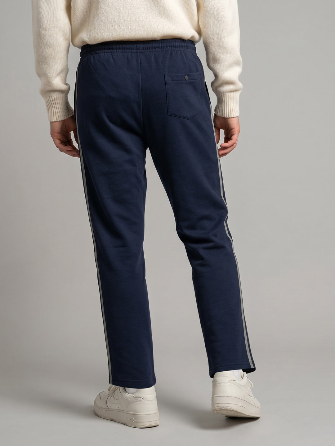 Men Blue Solid Regular Fit Winter Lower