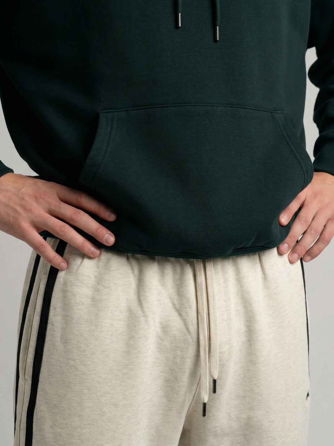 Men Beige Solid Regular Fit Winter Lower