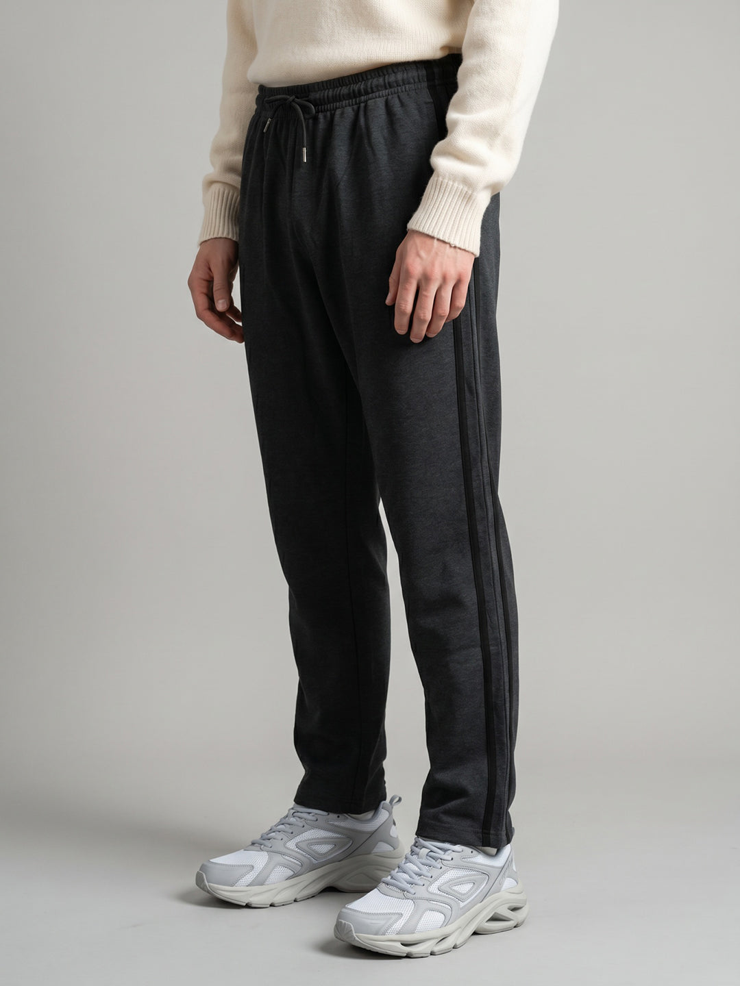 Men Grey Solid Regular Fit Lower