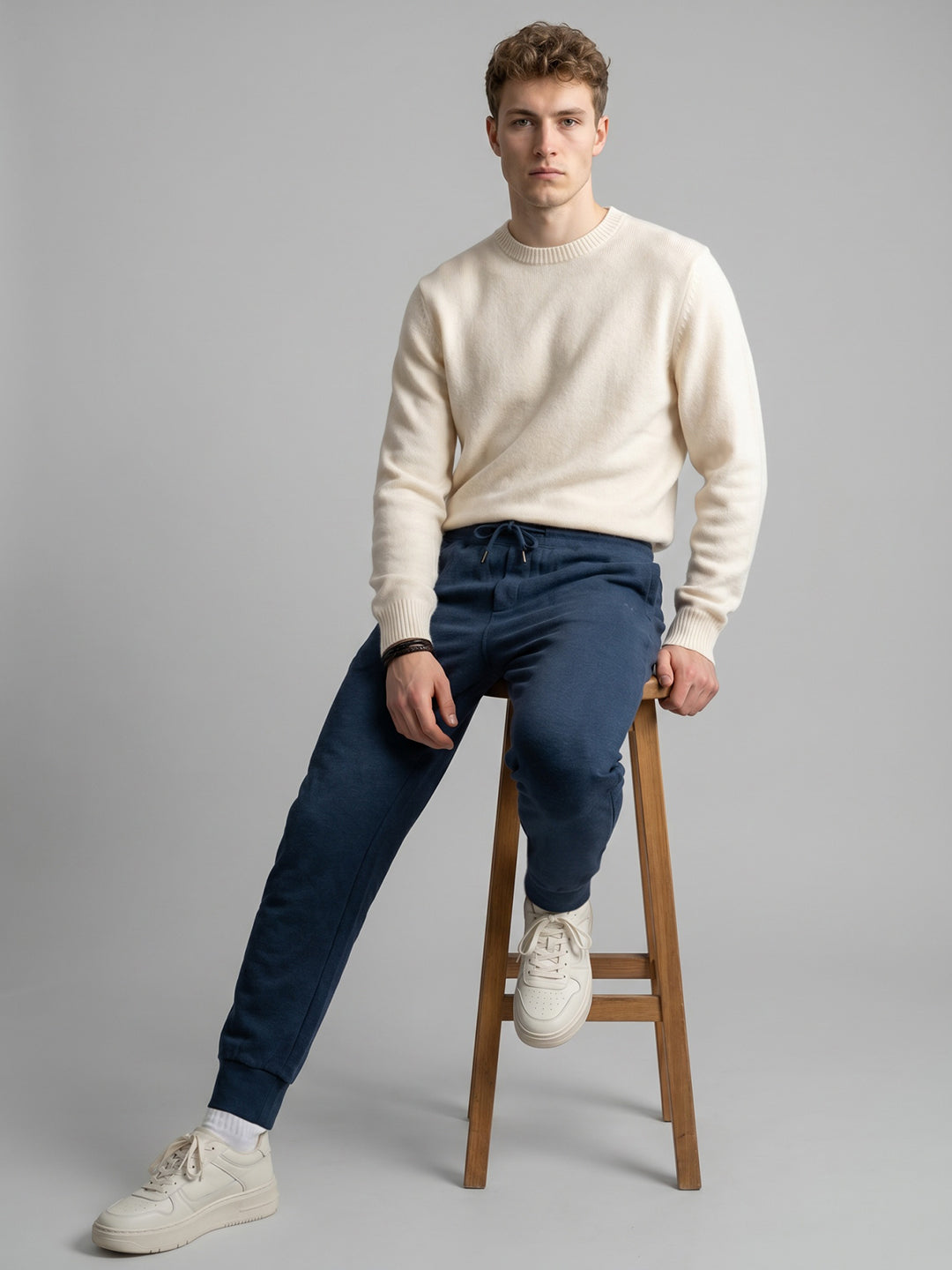 Men Navy Blue Solid Regular Fit Lower