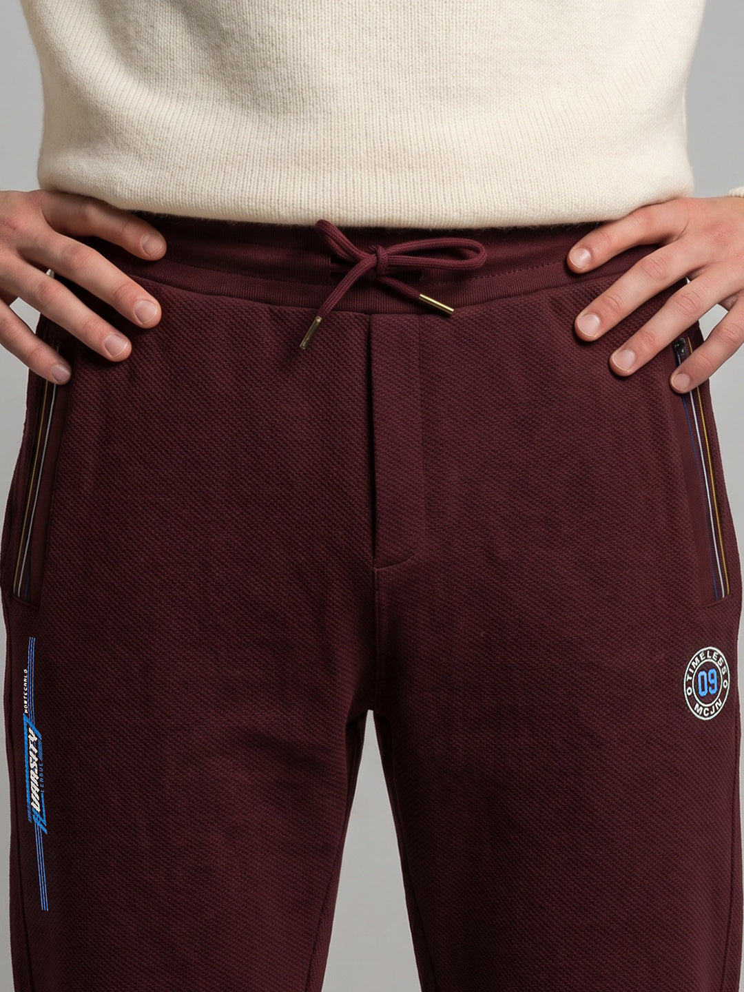 Men Maroon Solid Regular Fit Lower