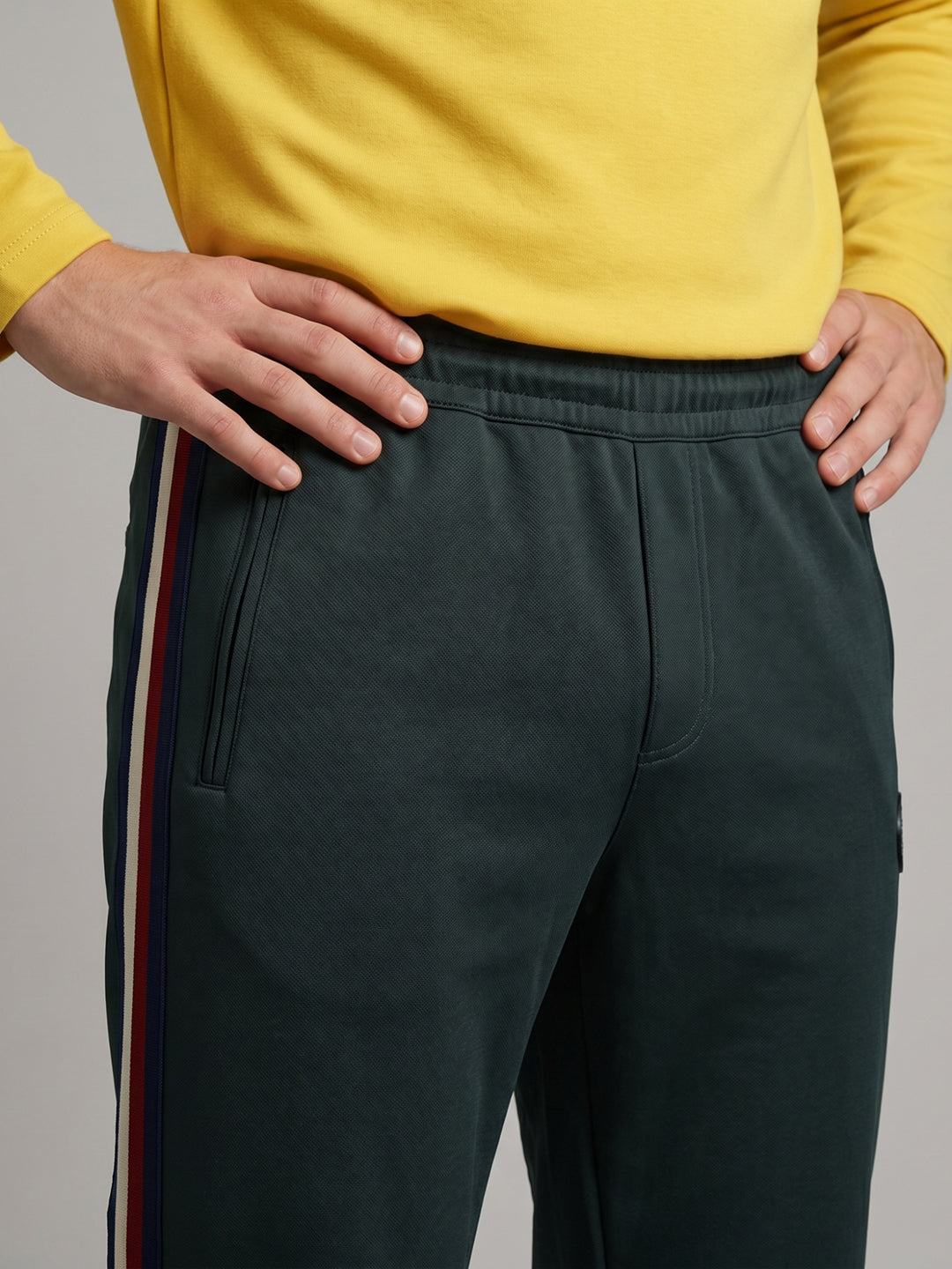 Men Grey Solid Regular Fit Lower